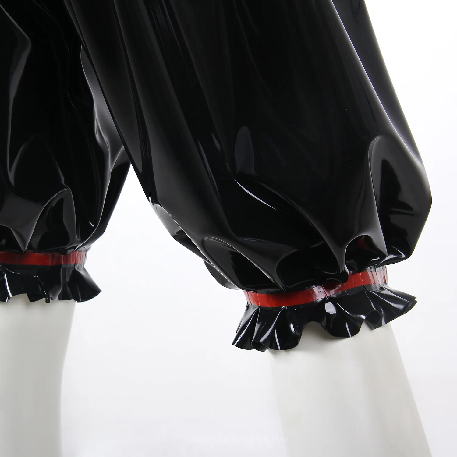 Natural Latex Clothes Fashion Slim Fit Latex Shorts Custom-made Shorts