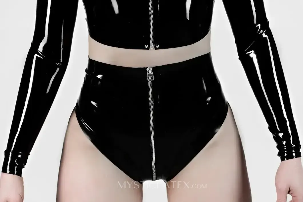 Women Black High-waist Zipper Shorts